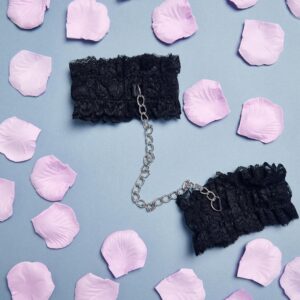 KINK – Δαντελένια Ελαστικά Δεσμά Καρπών (Μαύρα)