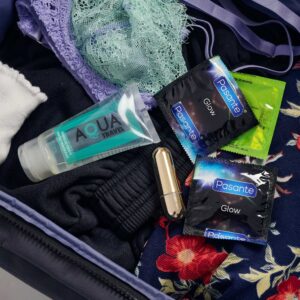 Travel Pleasure Kit – Tropical - Image 3